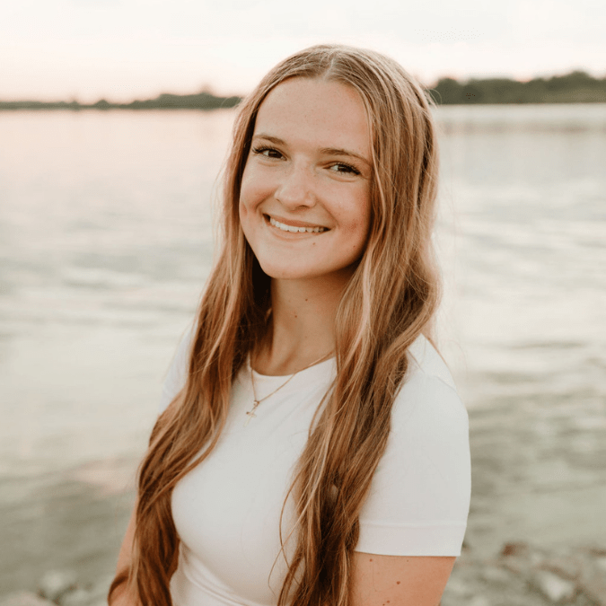 Dream Big Recipient: Ella Simon from Center Point-Urbana High School